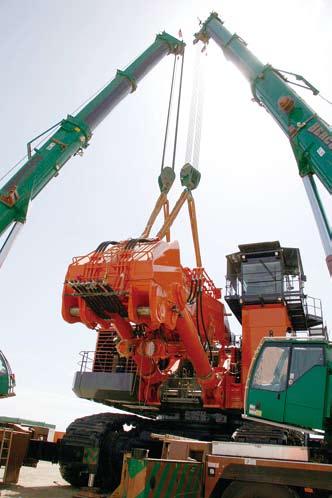 There is no need for bucket repositioning and retraveling according to job requirements, boosting operating efficiency.