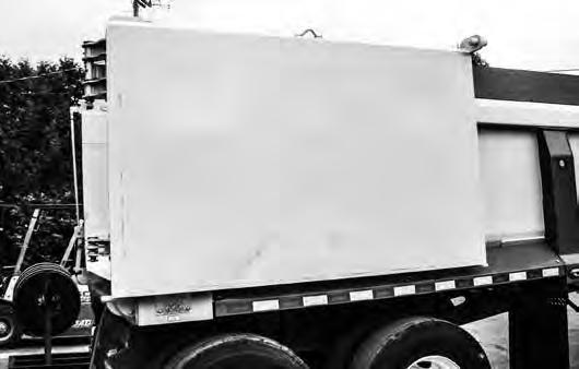 Note If trailer is equipped with optional asphalt apron, this assembly must be removed before operating the door in a horizontal opening mode.