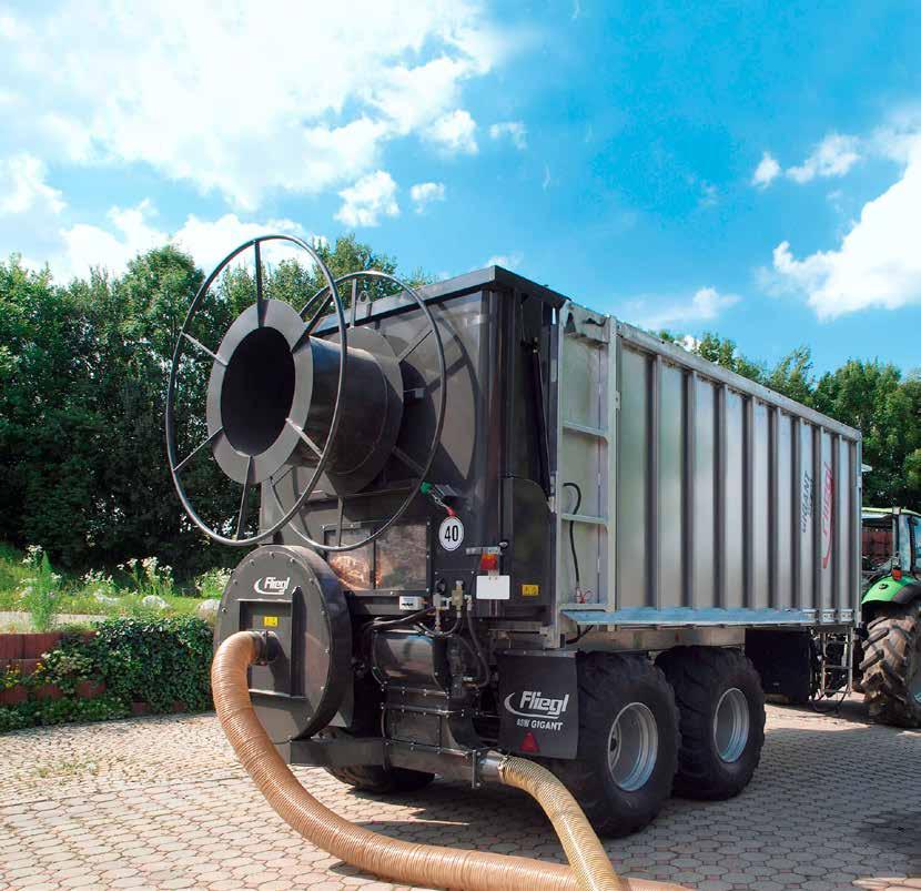 Wood chip suction, blower»tornado 4000«The ideal addition