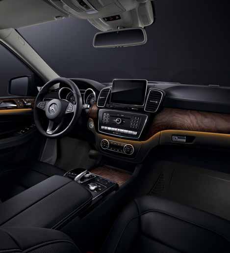 8 GLE EXCLUSIVE interior from 7,97* Ambient lighting Comfort seats with exclusive seat upholstery layout finished in leather Five attractive colour concepts:, ginger beige / espresso brown, saddle