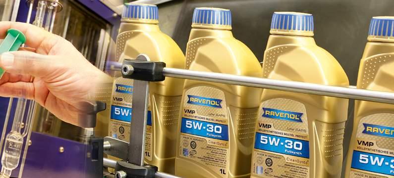Ravensberger Schmierstoffvertrieb GmbH Our range of products Automobile and truck engine oils, two-stroke engine oils, rally and racing oils, gearbox oils for automatic transmission systems, oils for