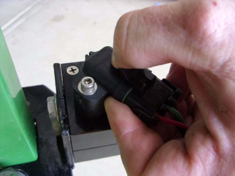 Steering Valve Connection 2. Connect the cable to the Wheel Angle Sensor. See Figure 7-5.