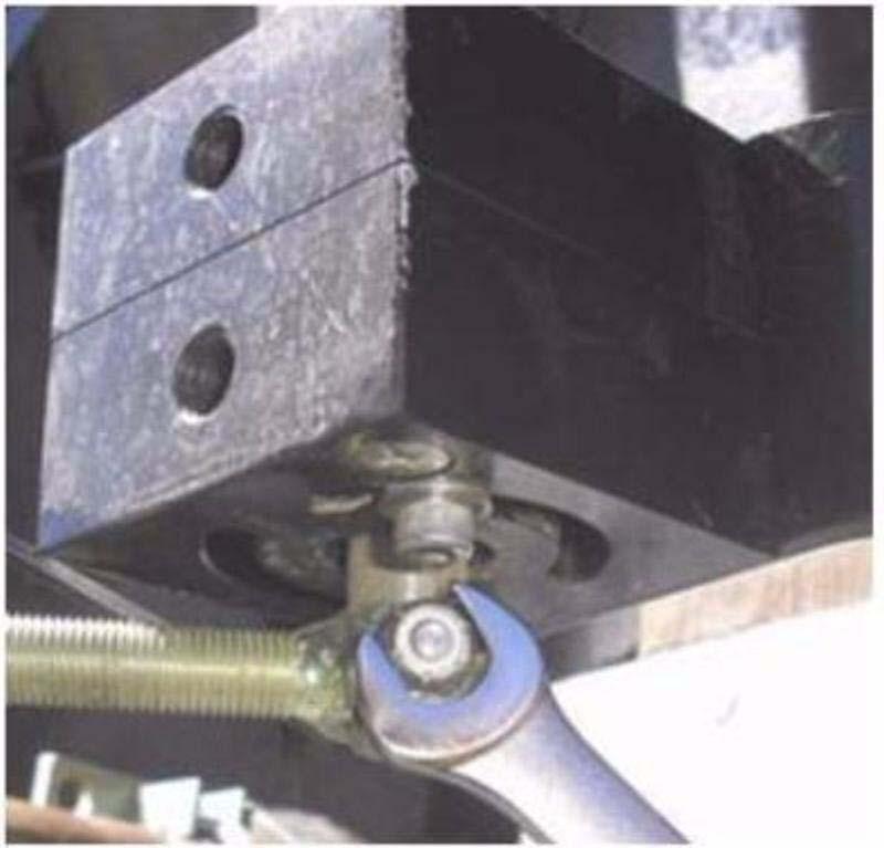 Attaching and Adjusting Wheel Angle Sensor Linkage Rods 3.