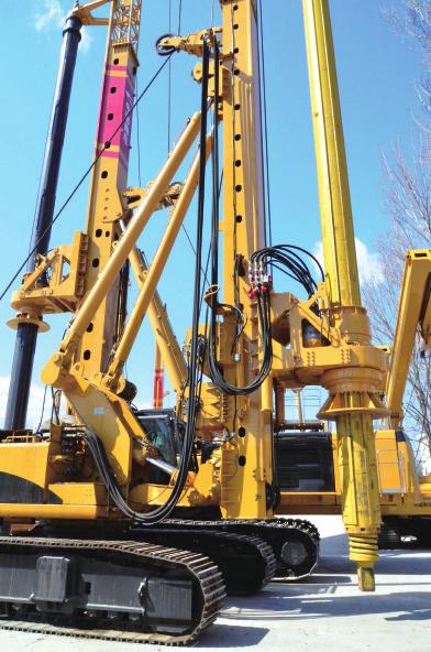TR300DH -Rotary Drilling Rig Dimensions The TR300DH rotary drilling rig has an operating weight of approx 90 ton.