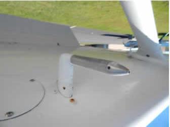 LEFT WING (CONTINUED) Verify that the pitot tube is secure.