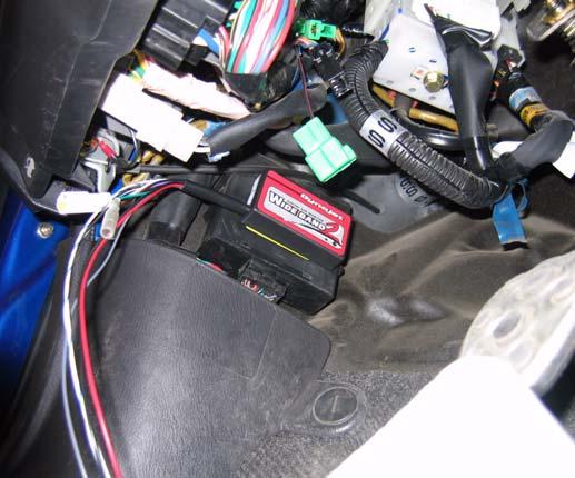Figure J 2 Connect the O2 Sensor to the supplied wiring harness as shown in Figure J. 3 Route the wiring to the Wideband 2 module.