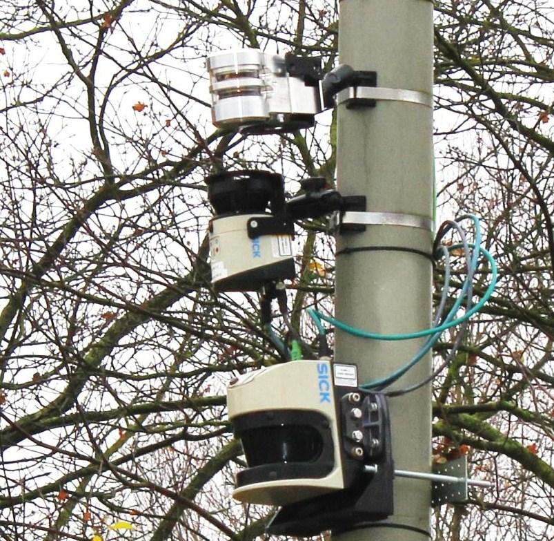 The Laserscanner was mounted to a street light pole close to the pedestrian crossing at the monitored intersection.
