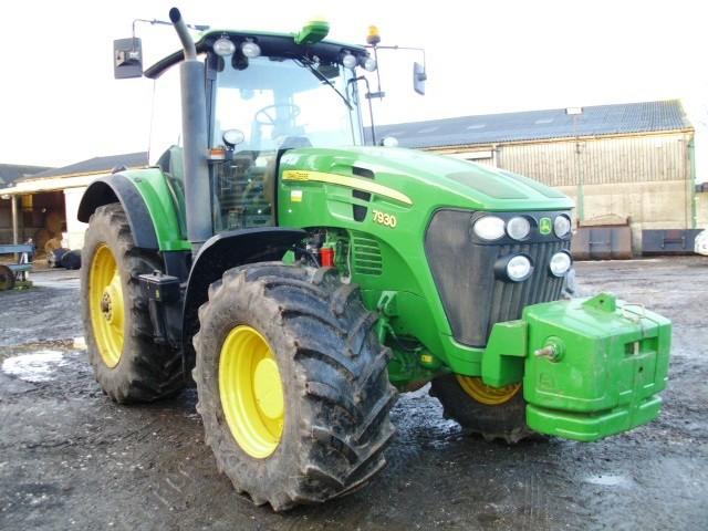 MACHINE OF THE MONTH 2011 JOHN DEERE 7930 220HP 4WD TRACTOR 40kph AUTOPOWER FRONT AXLE