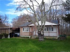 37 MacKenzie Road, Waterford Price: $209,900 MLS: 170064011 Public Open House First/Repeat: First Date: 05/26/2018 Time: 11:00AM-1:00PM Single Family For Sale Rooms/Beds: 7/2 Sqft: 1,671
