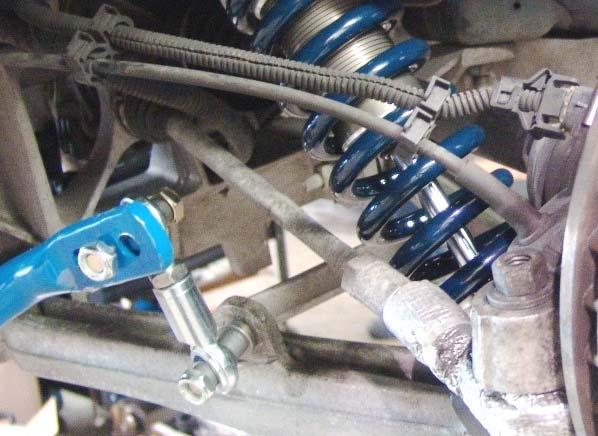 Figure 3: Rear end link installed ADVANCED INSTALL: They key benefit to having an adjustable end link for your car is the ability to zero any bias from the sway bar.