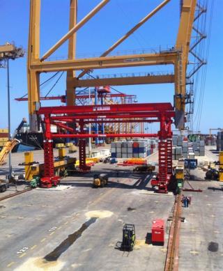 Egypt Securing crane after vessel collision Complete Engineering Works: Survey and securing