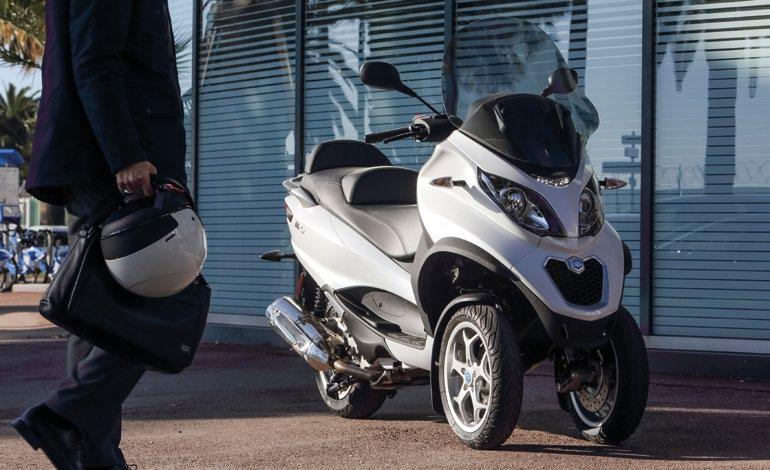 UNIQUE STYLE With the MP3, the world s first three-wheel scooter, Piaggio