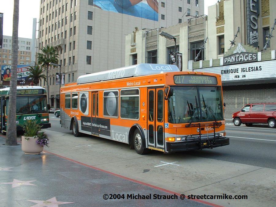 Regular 12-meter Bus - Los Angeles