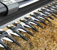 The big clearance between the cutterbar and the auger facilitates cutting high crops.