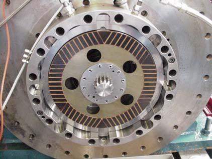 s of quality checkup Dimension Compared to the specification required for John Deere equipment, the core plate of the non-genuine brake disc is too thick and the friction material not thick enough.