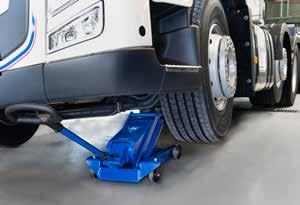 pneumatic tyres for easy manoeuvring (option) Wide and robust frame made of high-strength steel Fitted with quick-lift pedal for easy