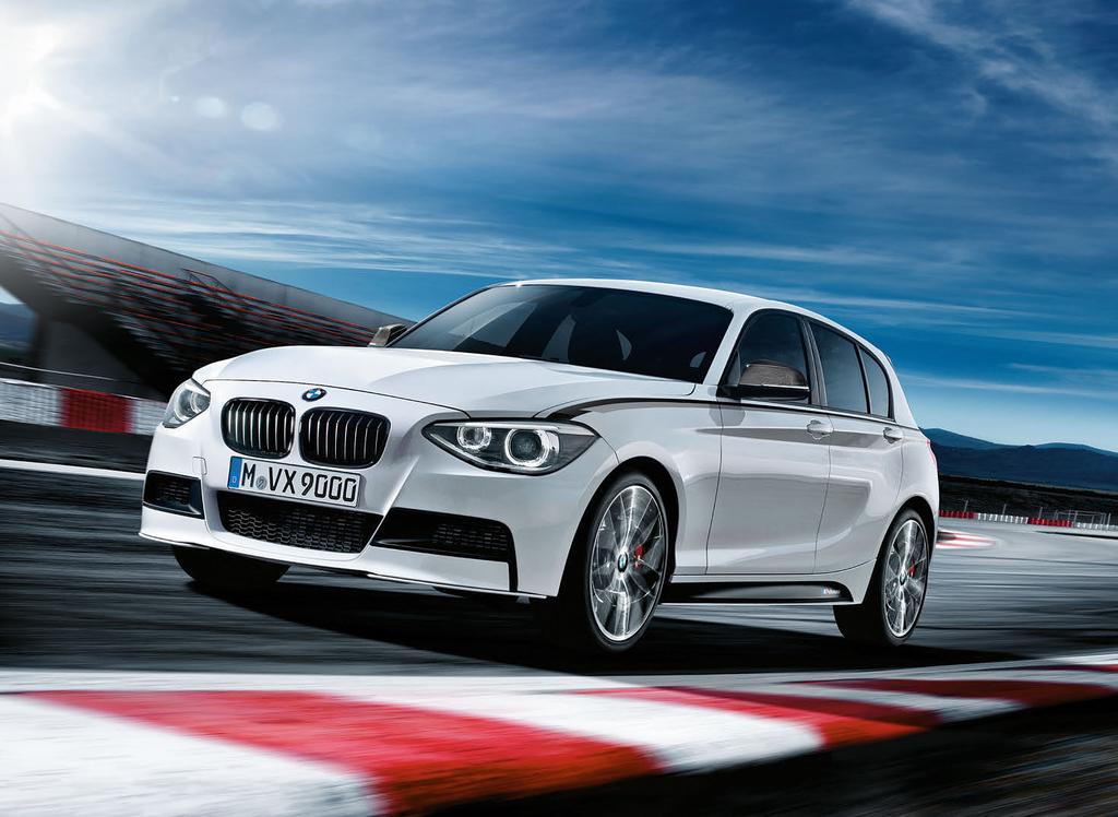 BMW SERIES. AT ONE WITH THE RACETRACK.