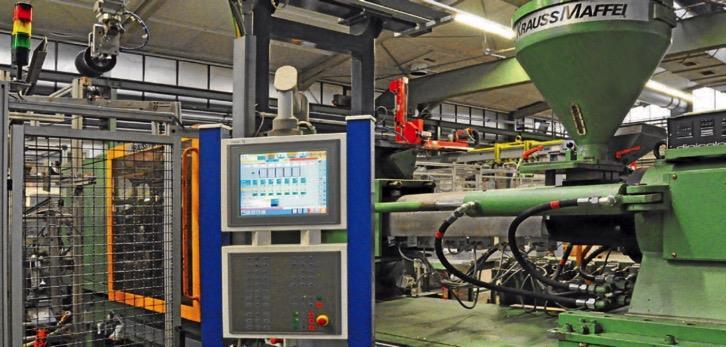Servo pump customer success Modernizing hydraulic injection molding machines Results Energy consumption