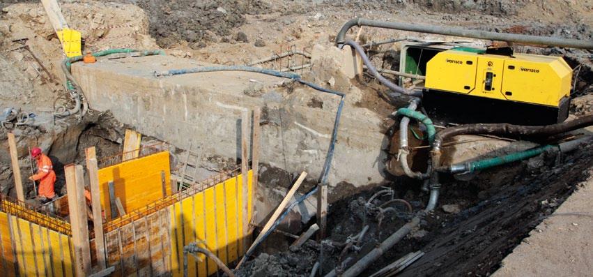 electro-pumps; Ground water dewatering with wellpoint systems or with drain pipes, with vacuum-assisted centrifugal