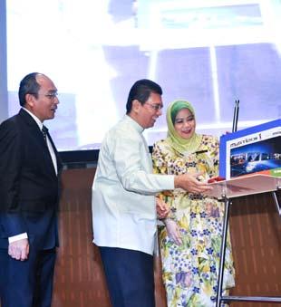 PIKOM@25 Flagship Events Nationwide Launches to Celebrate 25th Year & National ICT Month As part of its 25th year celebrations, PIKOM held a series on launches in all regions nationwide, coinciding