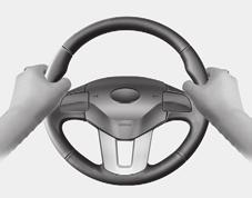 Vožnja V vozilu s štirikolesnim pogonom se morate zavestno potruditi zavijati. Pri izbiri hitrosti v zavojih se ne zanašajte na izkušnje pri upravljanju vozil na dvokolesni pogon.