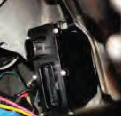 Using the BLUE T tap supplied, attach it to and ignition power source and then connect it to the supplied fuse harness. 2 Locate the plastic plate in the driver side of the firewall.