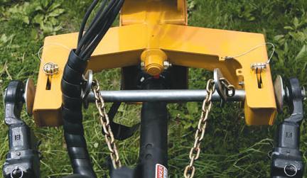 1 1 The Q3 cutter bar is designed to keep operators in the field with features focused on productivity and function.