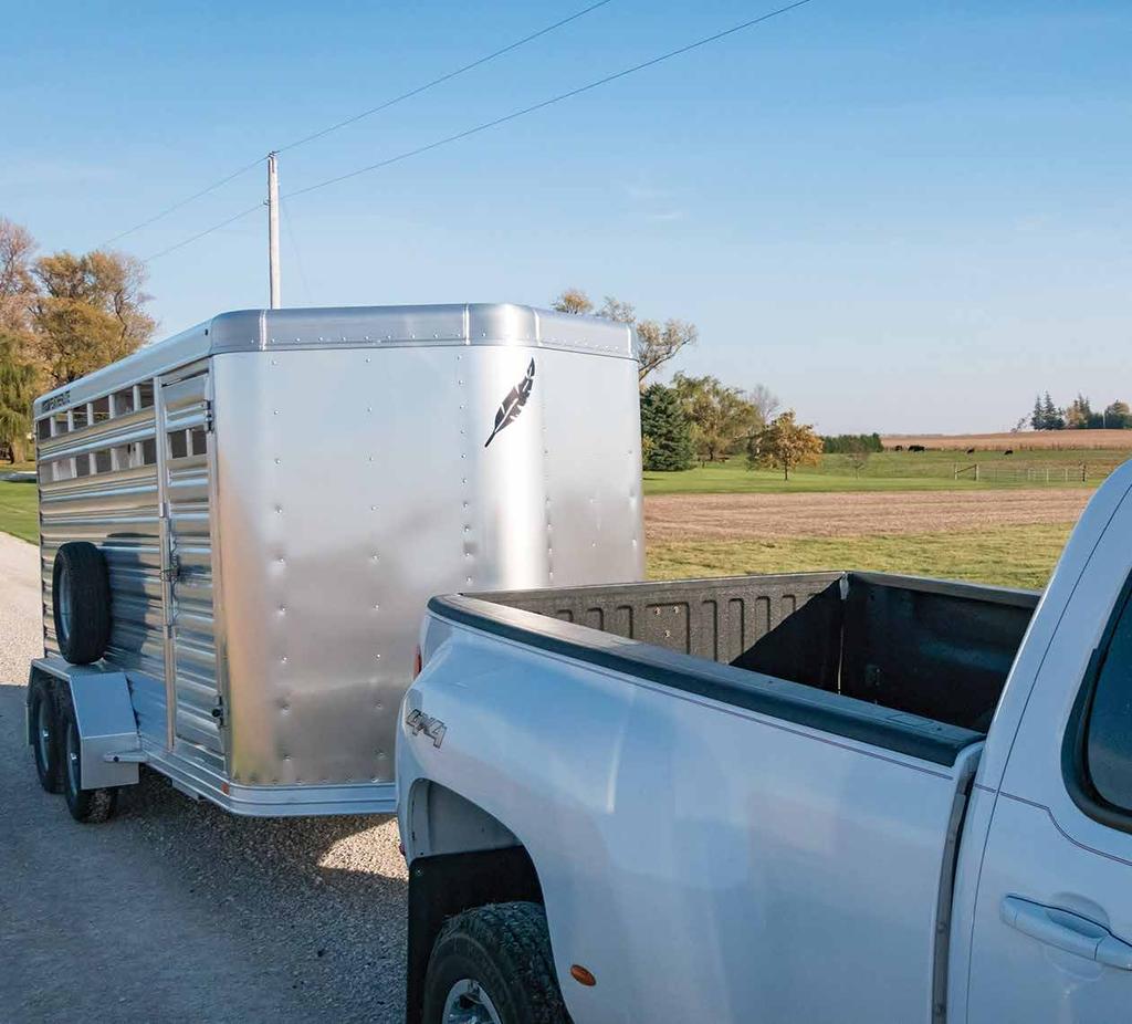 BUMPER PULLS Stylish, affordable and compact, Featherlite bumper pull trailers incorporate many features that other manufacturers might offer as options while utilizing high quality