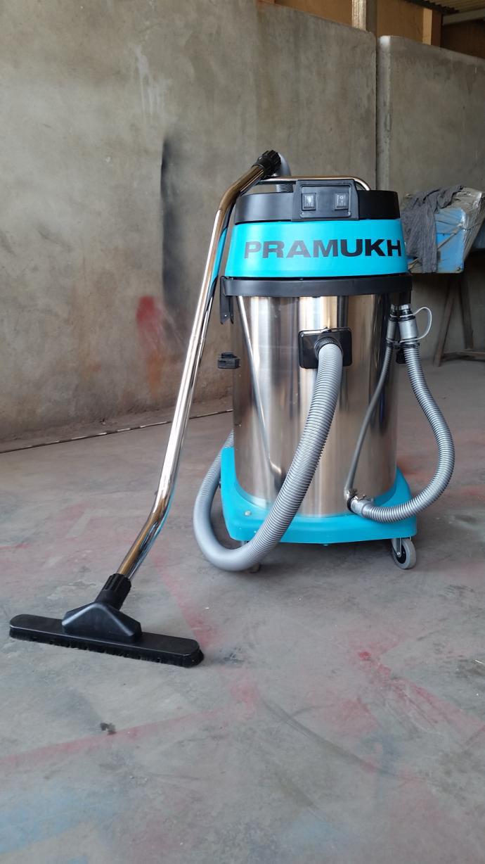 ::: VACUUM CLEANER ::: :: Model :- C260 :: Power Volts H2O for lift Air flow Tank capacity