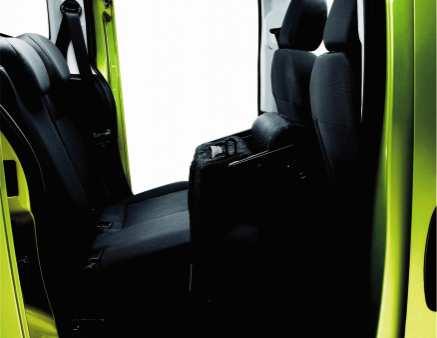 Thanks to the rectangular design of the rear section, the boot with its flat floor is extremely accommodating.