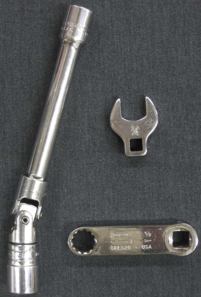 Step 1 Shown are examples of items that affect the torque applied to the fastener.