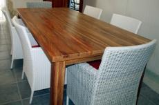 African Mahogany wood 4, 6, & 8 seat tables 4 seat 95x95x75 R 7 790 20, 30, 40, 50 6 seat 95x180x75 R 11 650 hardwood