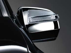Chrome-look indicator bulbs Mirrored indicator bulbs round off the chrome finish of your
