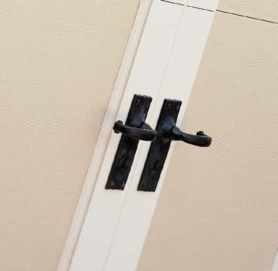 Spear Lift Handles Spear Strap Hinge COLONIAL COLLECTION Colonial Step Plate Colonial Lift Handles Colonial Strap Hinge MISCELLANEOUS Escutcheon Plates Ring Door