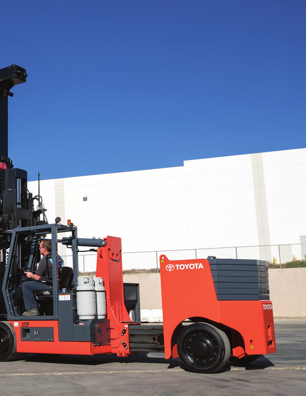 REFINED PERFORMANCE; REDEFINED EXPECTATIONS The heart and soul of every IC forklift is its drivetrain.