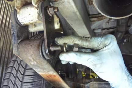Disconnecting the Leaf Springs