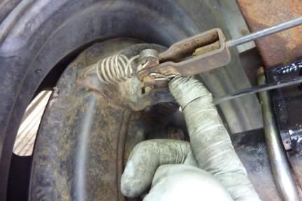 Tech Tip The OEM (Original Equipment Manufacture) brake lines will be too short in this application.