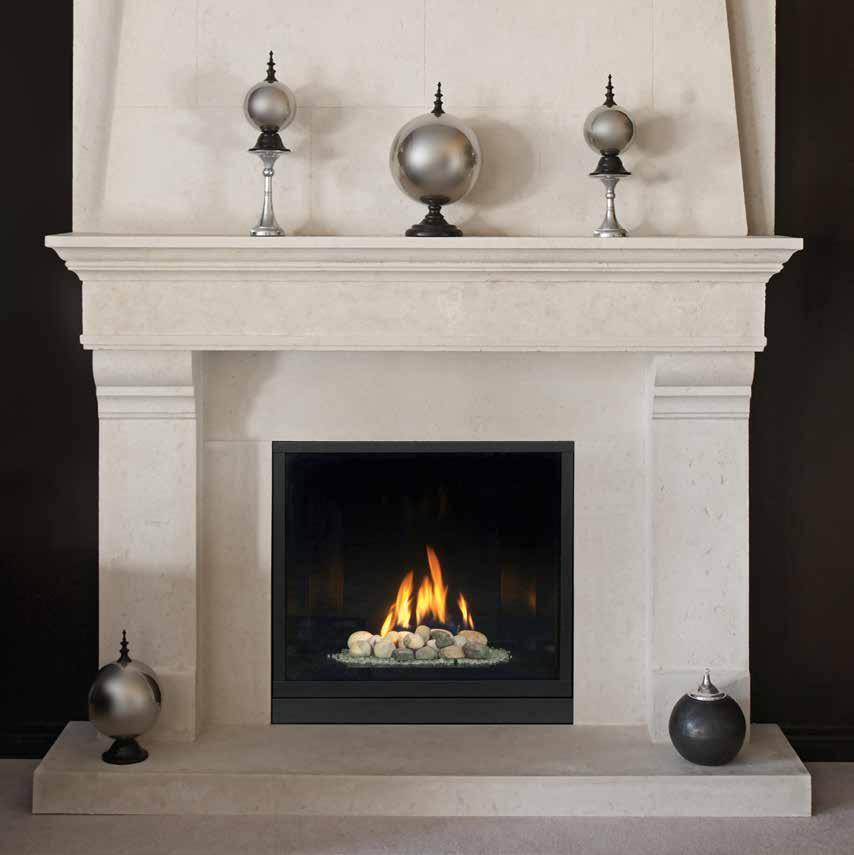 SOLITAIRE DESIGN A SINGULAR STUNNER The clean, contemporary Solitaire fireplace comes in three sizes to fit your decor.