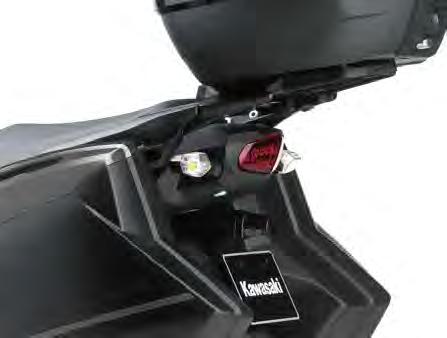 * Taillight and rear turn signals are positioned for good visibility even when using the topcase and panniers.