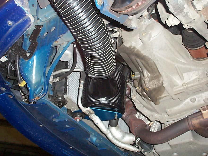 5M x 102mm I/D) to the snout of the air box using the 90-110 hose clip. (NOTE: Fit the ducting to the airbox with the internal wire helix cut back away from the end of the hose).