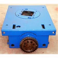 ROTARY SYSTEM ROTARY TABLE Manufacturer Sentry Load capacity 250 Ton Reference SI-RT-175 X 44 Load capacity 150 TON Size 17-1/2" Max. Working torque 10.132 ft.