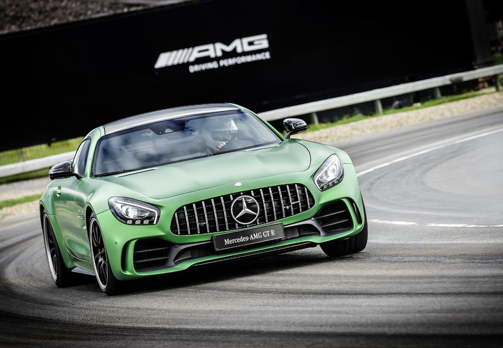 Mercedes-AMG GT R fuel consumption combined: 11.