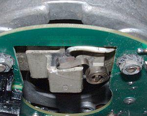 If it is necessary block the gear rim by a big screwdriver through the ignition controlling opening in the gear case.