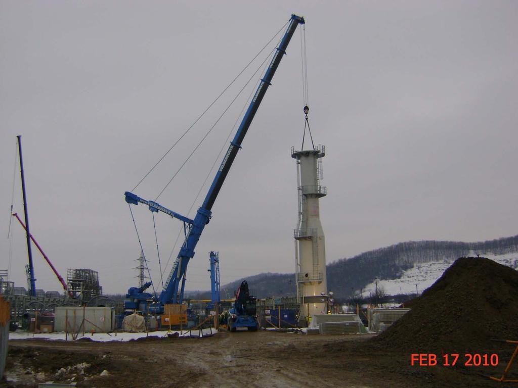 Lift of 1 st flare section by 500 to mobile crane