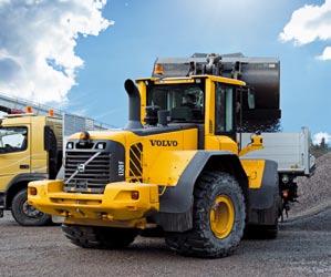 OUR LATEST TOP ACHIEVEMENTS With the Volvo L110F and L120F, we ve combined the optimal production loaders with the flexible all-rounders.