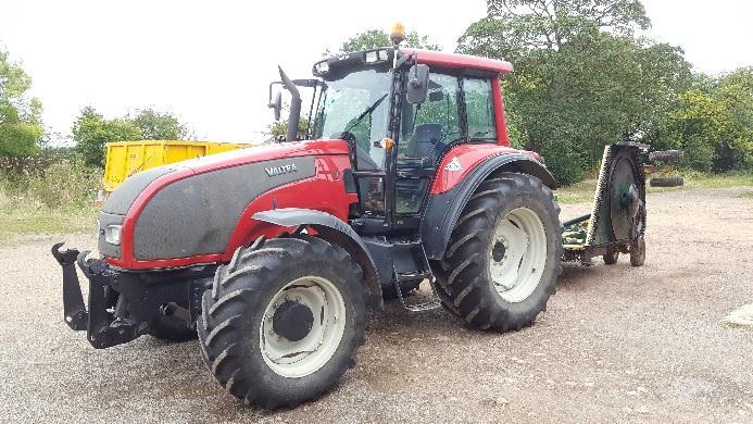 VALTRA T Series Tractor - Model T140 Eco Power 4WD Tractor AE56 AUN Last serviced 18.12.