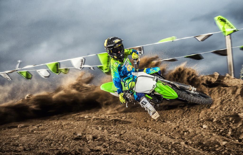 KX85-I SMALL WHEEL THE KX85 MOTORCYCLE BRINGS KAWASAKI S PROVEN PERFORMANCE TO THE AMATEUR RANKS, WITH THE PROPORTIONATE POWER OF A BIG BIKE SCALED DOWN TO OFFER EXPERIENCED YOUNG RACERS THE