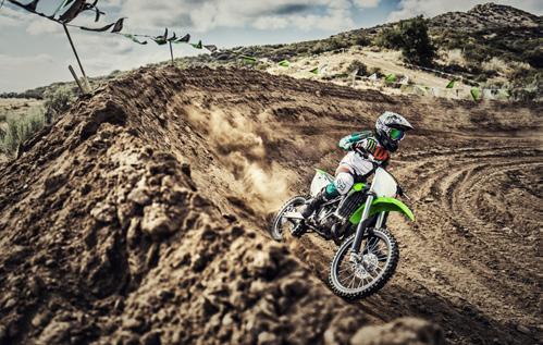 $6,495 00 Wheelbase 1,265 mm Seat Height 830 mm KX85-II BIG WHEEL DESIGNED WITH THE SAME PHILOSOPHY OF PUTTING RIDERS ON THE TOP STEP OF THE PODIUM A PHILOSOPHY THAT HAS NOT CHANGED SINCE THE