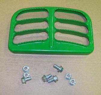 (2) Plastic pine tree clips from the right side of the floor mat. See Fig. 1.1a. Discard clips.