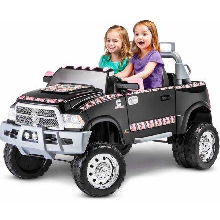 Filled with thoughtful and realistic details like a manual dump bed and tailgate that really opens and closes your little one will have a blast hauling cargo and tooling around the driveway or the